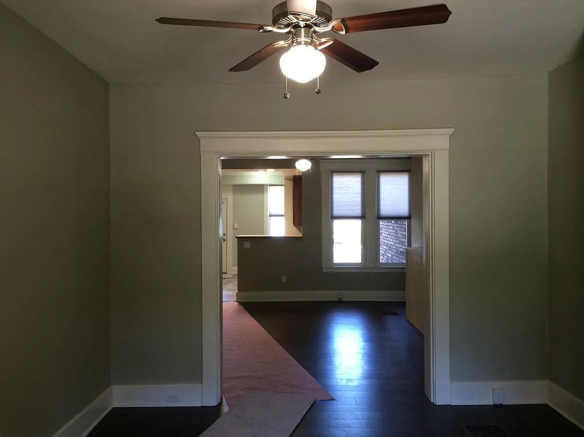 4 bed, 1.5 bath, 2000 sqft, $1,700 — Photo 3