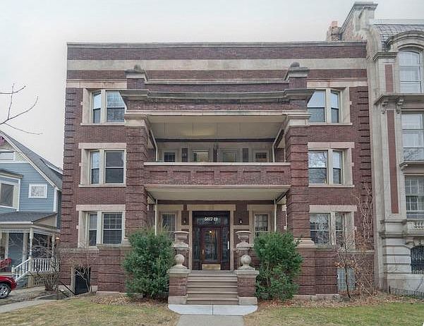 1st image of 5819 S Blackstone Ave #2
