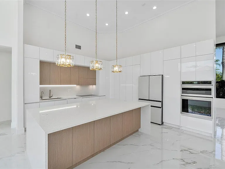410 Sabal Way #0 — Photo 6