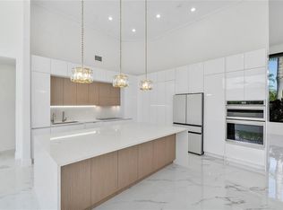 410 Sabal Way, Weston, FL 33326
