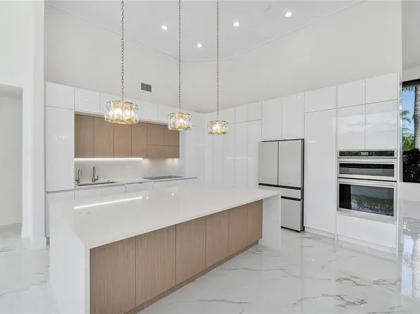 410 Sabal Way, Weston, FL 33326