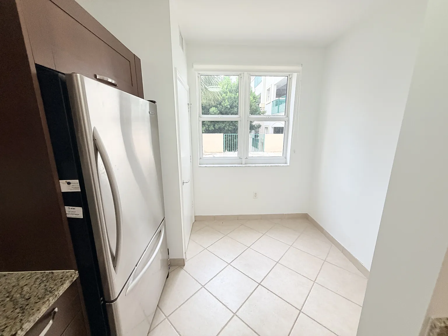 19900 East Country Club Drive #210 (Torre sur) - 210 — Photo 3