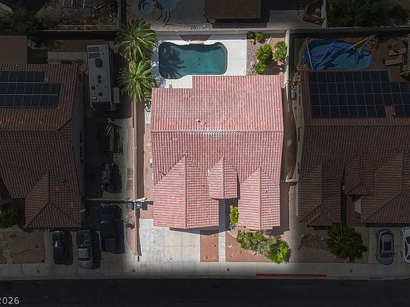 2nd image of 5605 Tropical Toucan Ave