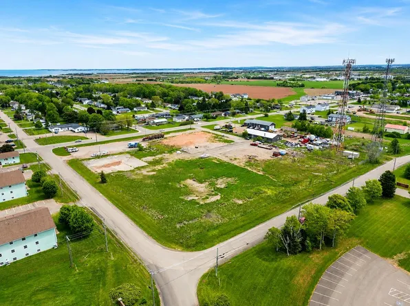 149 Pope Rd, Summerside, PE C1N 5C6