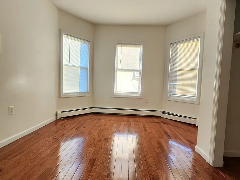 Bedroom #1