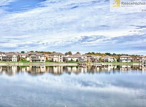 Creekmoor Offers: 108 Acre Lake | Golf | Hiking & Biking Trails | Swimming Pool walk-in zero entry| Tennis Courts