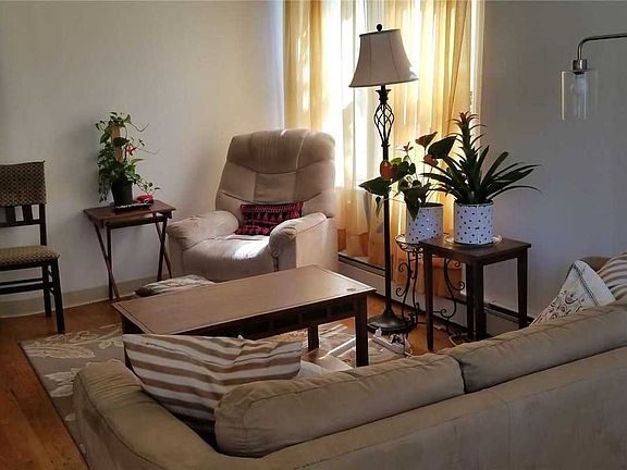 2nd image of 11543 159th St