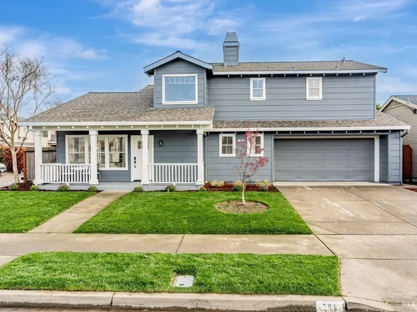 704 Weymouth Street, Petaluma, CA 94954