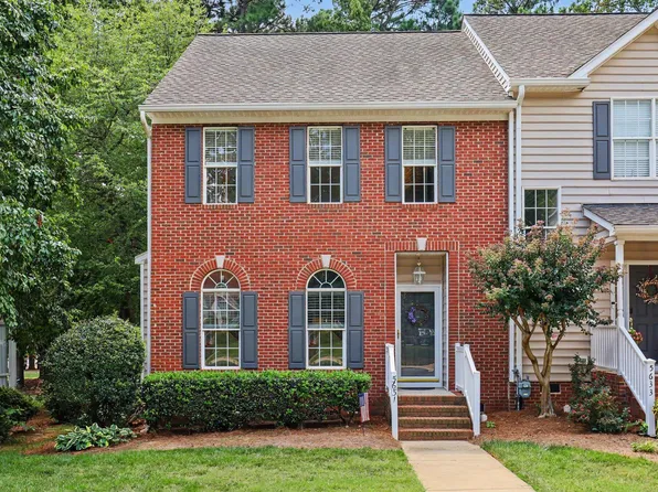 5631 Slide Rock Ln, Raleigh, NC 27613