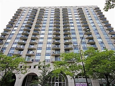 1st image of 1250 N La Salle Dr APT 1313