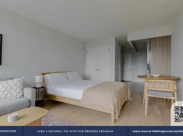 235 West 48th Street image 4 of 24