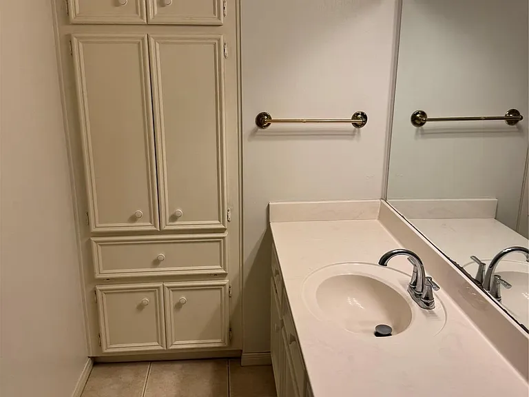 120 Hiwon Dr — Photo 35