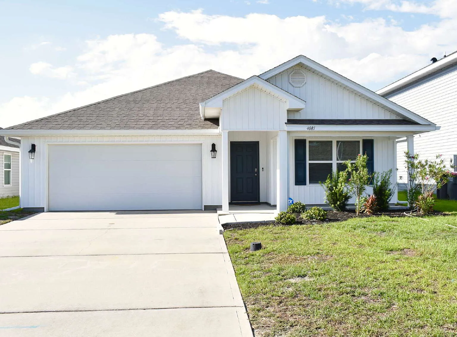 4 bed, 2.0 bath, 1768 sqft, $2,200 — Photo 1