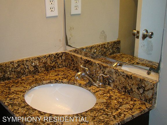5th image of 11574 NW 39th St #6853075