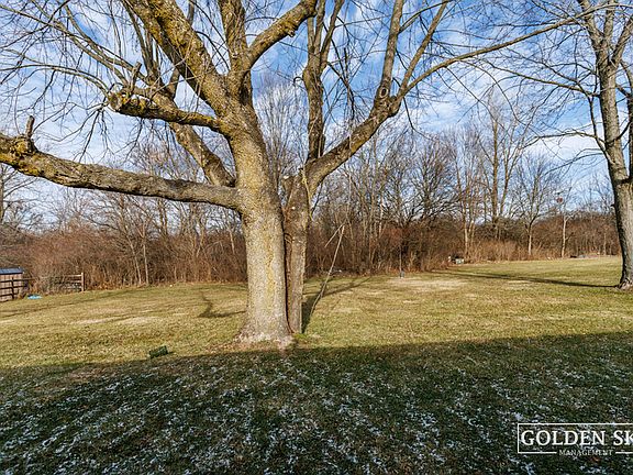 2nd image of 6316 E Piccadilly Rd
