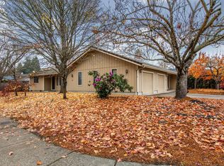 1711 Crescent Ave, Eugene, OR 97408