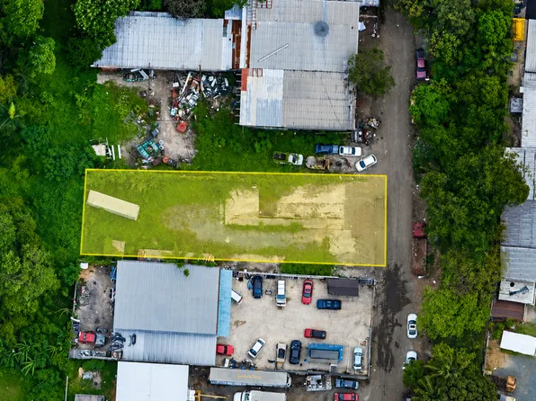 Bo Candelaria Carr 2 Km 20.03, Toa Baja, PR 00949