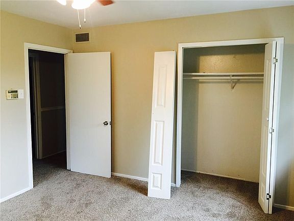 4th image of 3939 Ambrose Dr