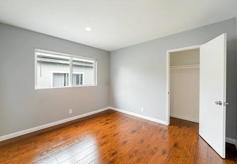 1711 Delaware Ave #5 — Photo 21
