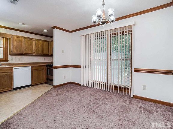 5th image of 200 W Woodcroft Pkwy APT 48B
