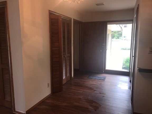 2nd image of 4144 S Quincy Ave