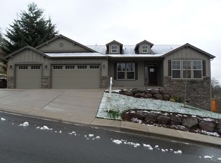 1876 N 14th St, Washougal, WA 98671