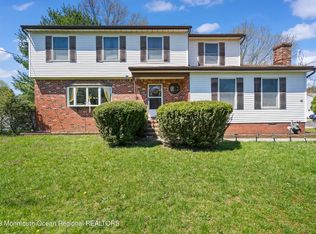 400 1st Ave, Eatontown, NJ 07724