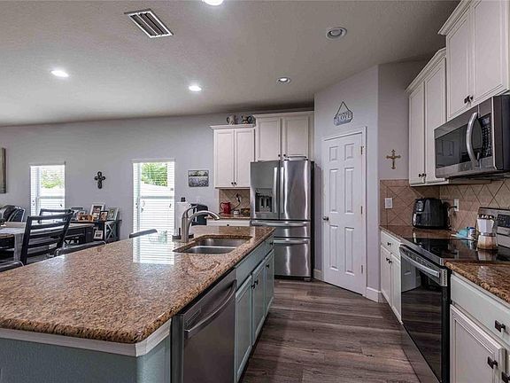 4th image of 2814 Maple Brook Loop