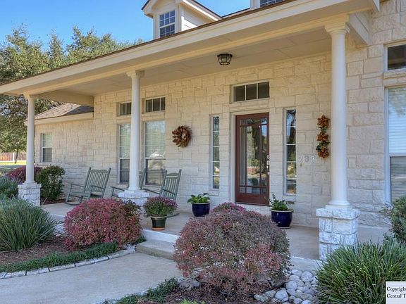 5th image of 233 Texas Country Dr