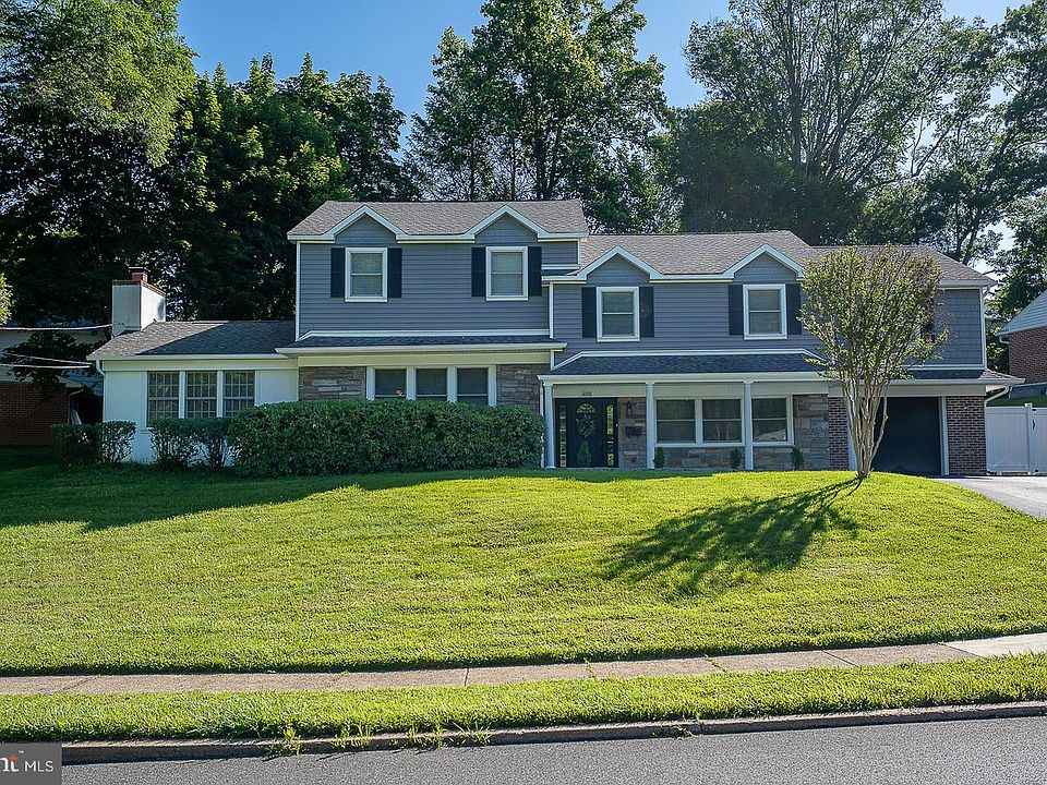1st image of 2515 Parke Ln