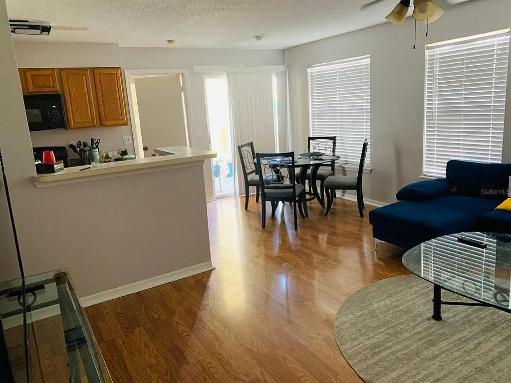 2 bed, 2.0 bath, 829 sqft, $1,750 — Photo 4