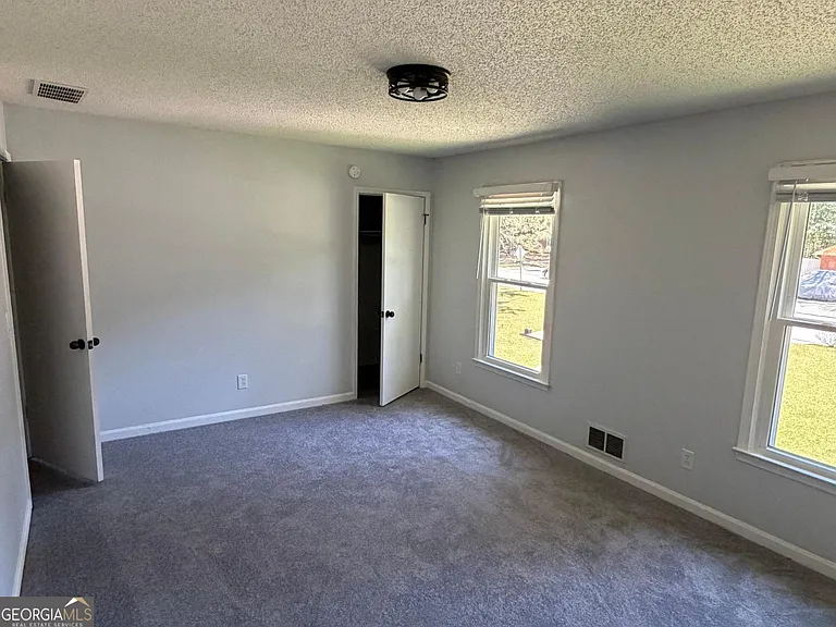 5677 Heron Ct #A — Photo 7