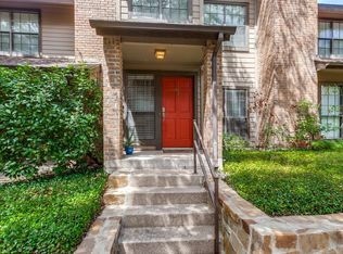 9910 Royal Ln APT 903, Dallas, TX 75231