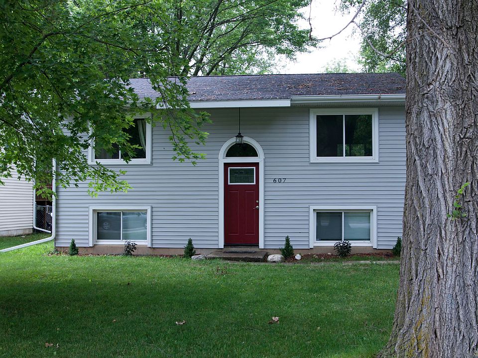 1st image of 607 N Cooley St