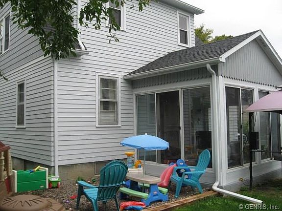 3rd image of 8 Elizabeth St