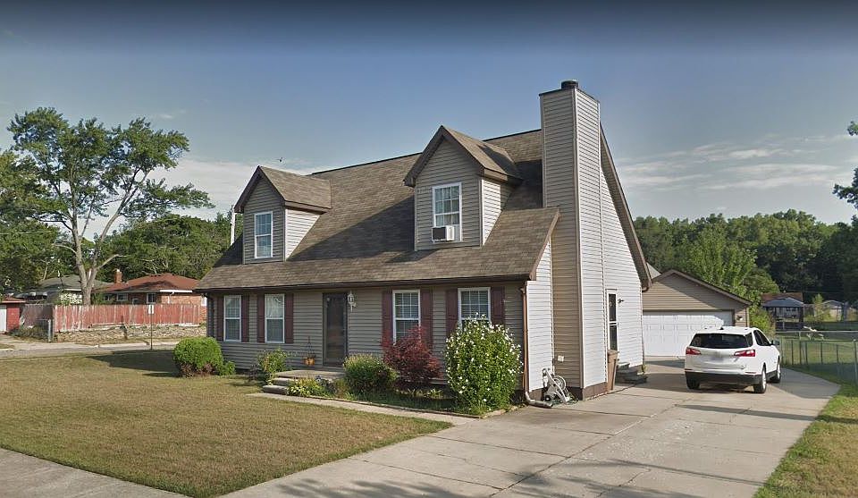 1st image of 900 Barren Oaks Dr