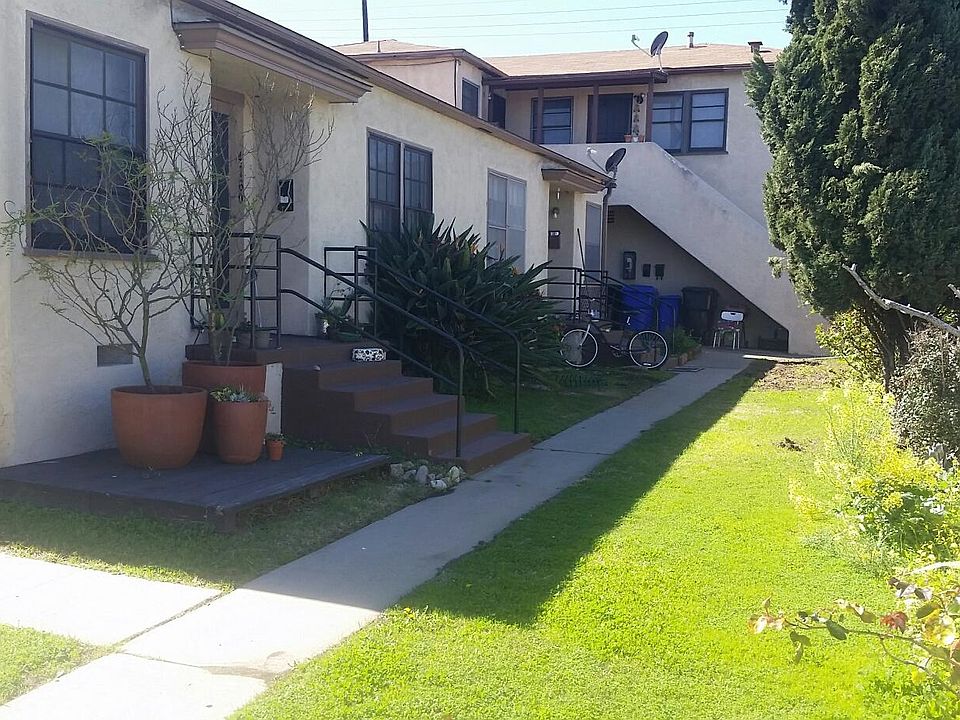 Common Area, walk way