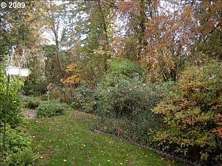 2nd image of 2081 SE Grandview Ct