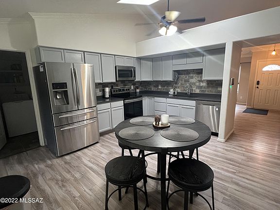 4th image of 4510 W Rockwood Dr