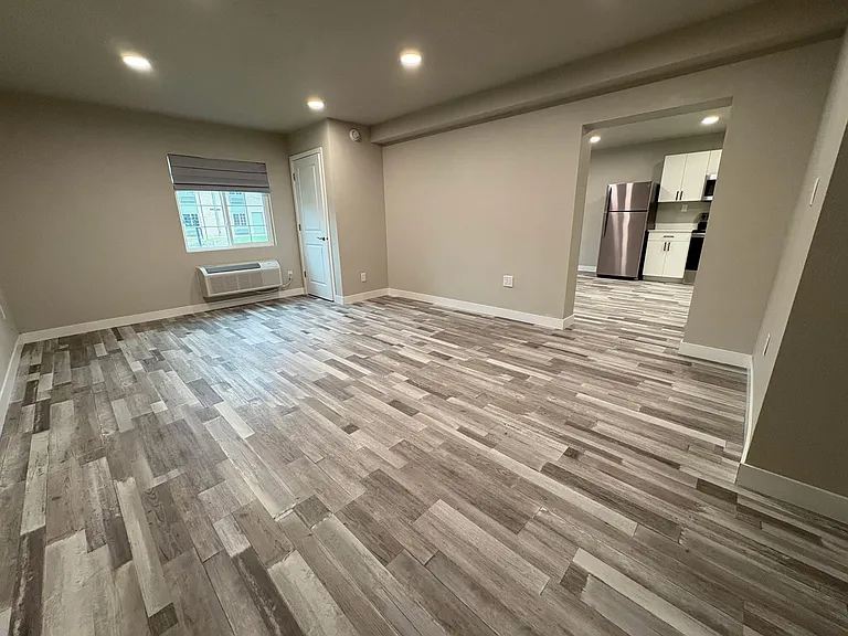 1900 Heritage Way #405 — Photo 2