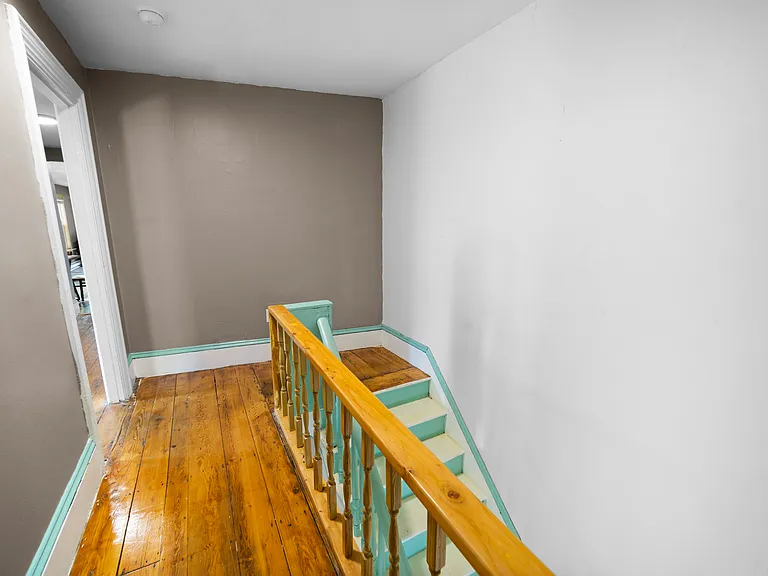 58 Walter St #B — Photo 17