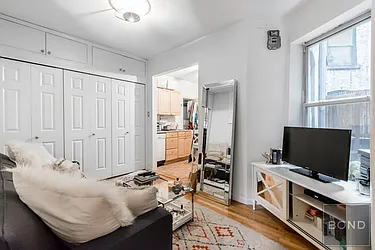 Rented by Bond New York