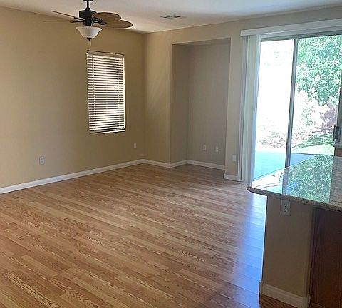 4th image of 7557 Garden Galley St