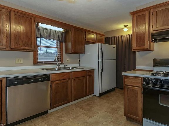 3rd image of 7556 Southland Rd