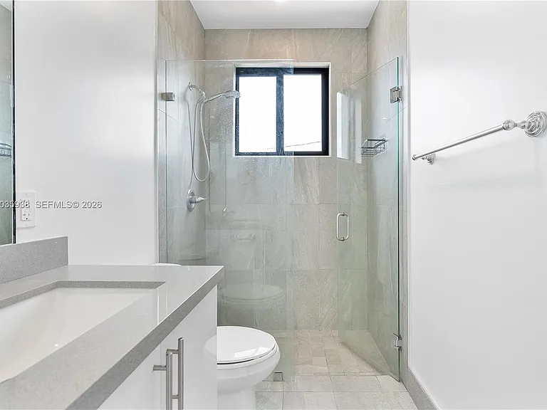 440 E 16th St #436 — Photo 39