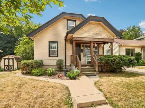 7631 W Center STREET, Milwaukee, WI 53222