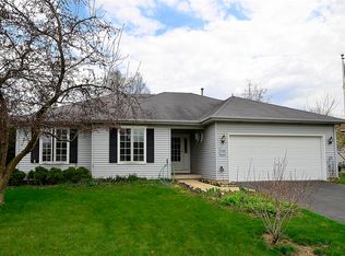 509 S Cambridge Ave, Elburn, IL 60119