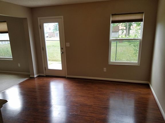 2nd image of 10297 Sunvista Ct