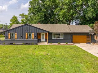 12002 E 48th St, Kansas City, MO 64133