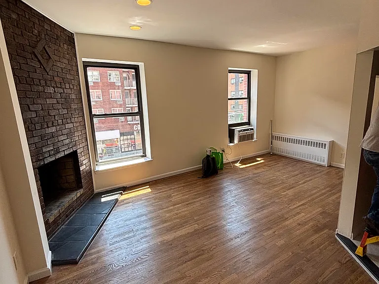 171 W 23rd St #3A — Photo 1